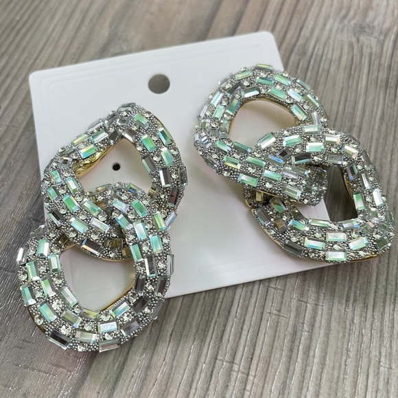 Tasha Two Tier Link Earrings - Picture 9 of 10